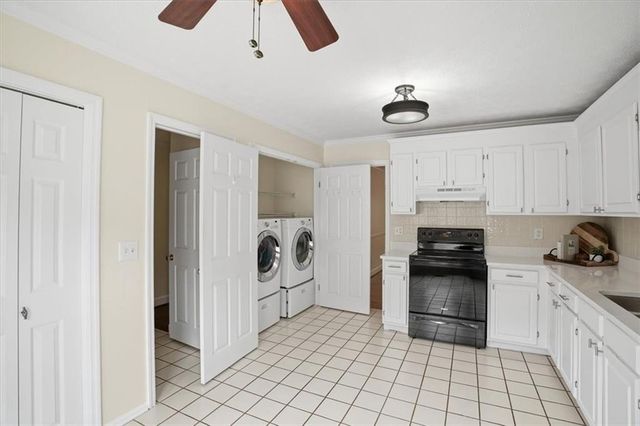 2600 Holcomb Springs Drive, Alpharetta, GA 30022