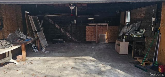 7240 Rockdale, Redford, MI 48239