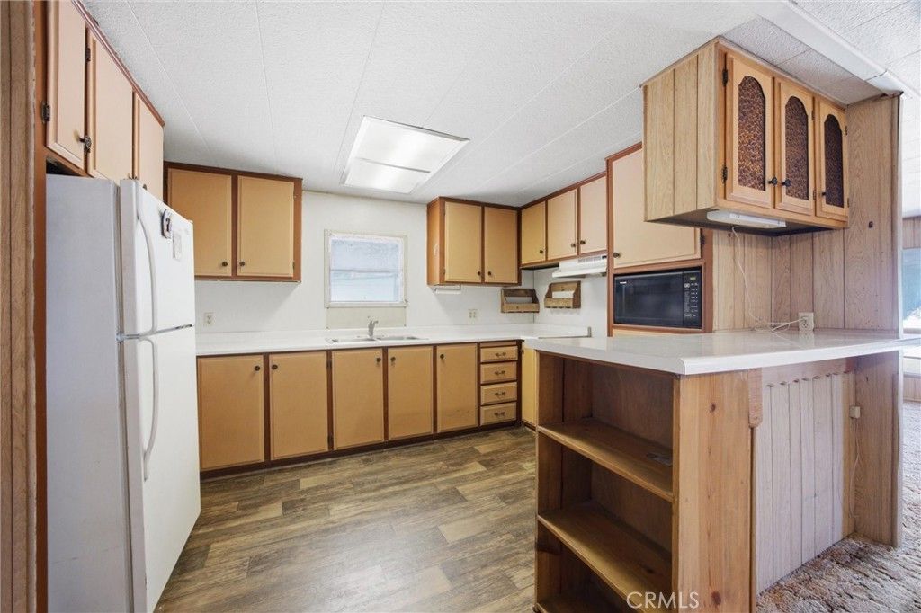 Image 12 of property listing at 8039 Harmony Lane, Onyx, CA 93255