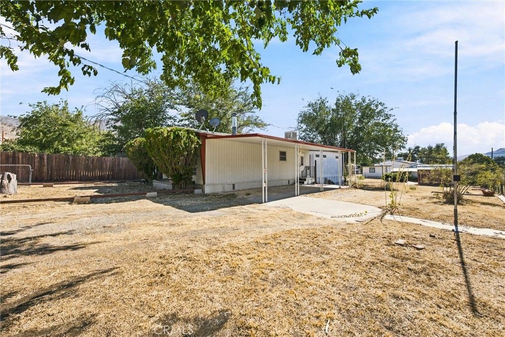 Image 26 of property listing at 8039 Harmony Lane, Onyx, CA 93255