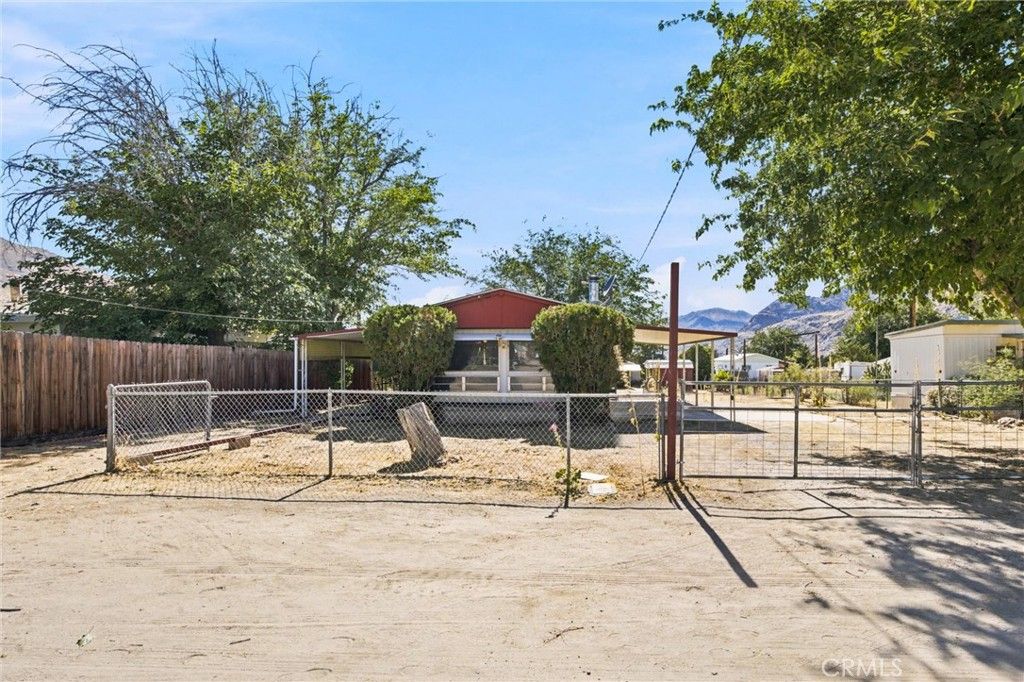 Image 32 of property listing at 8039 Harmony Lane, Onyx, CA 93255