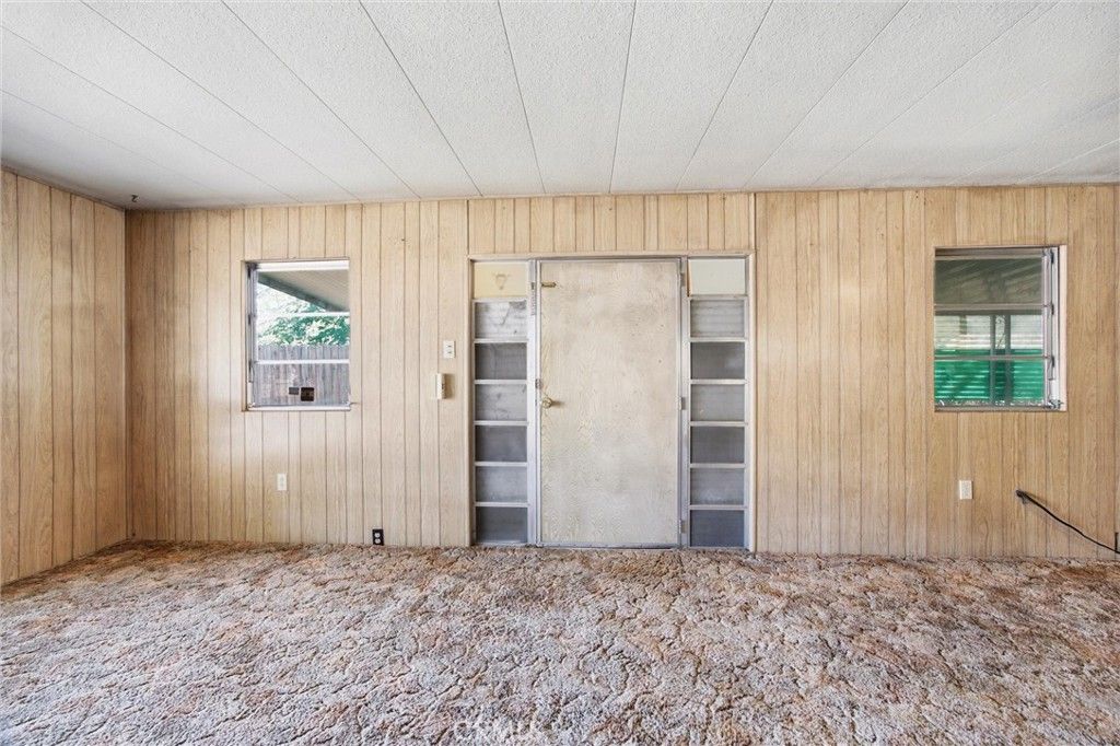 Image 6 of property listing at 8039 Harmony Lane, Onyx, CA 93255