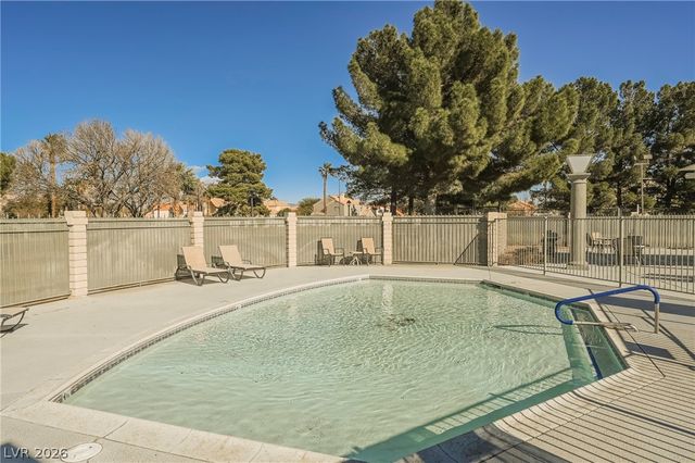 2701 Riley Oaks Court, Las Vegas, NV 89108