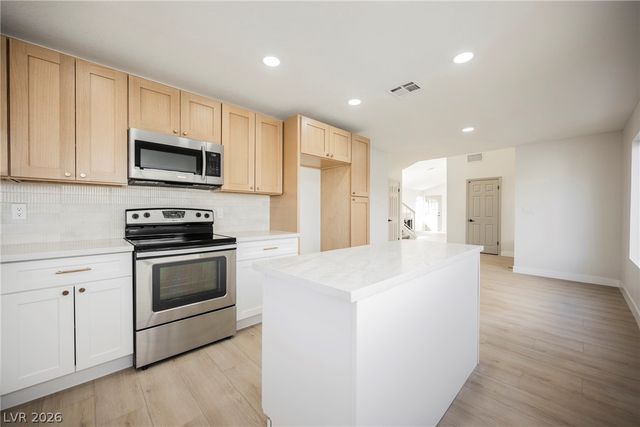 2701 Riley Oaks Court, Las Vegas, NV 89108