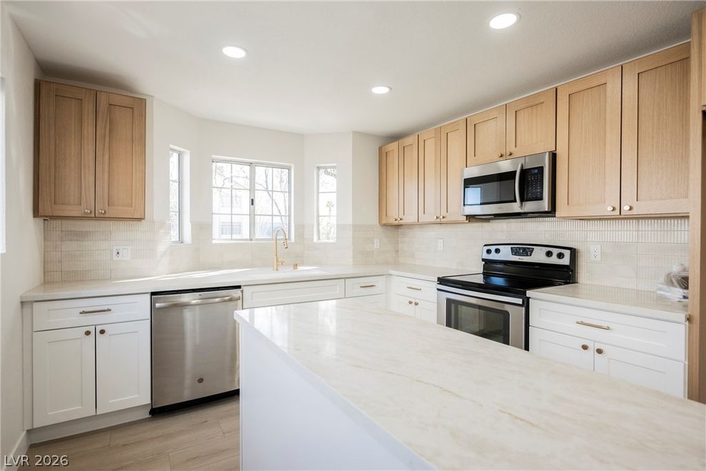 2701 Riley Oaks Court, Las Vegas, NV 89108