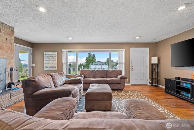 24615 35th Avenue NE, Arlington, WA 98223