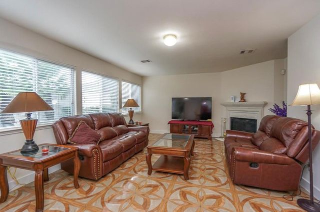 1546 Kew Garden Drive, Houston, TX 77047