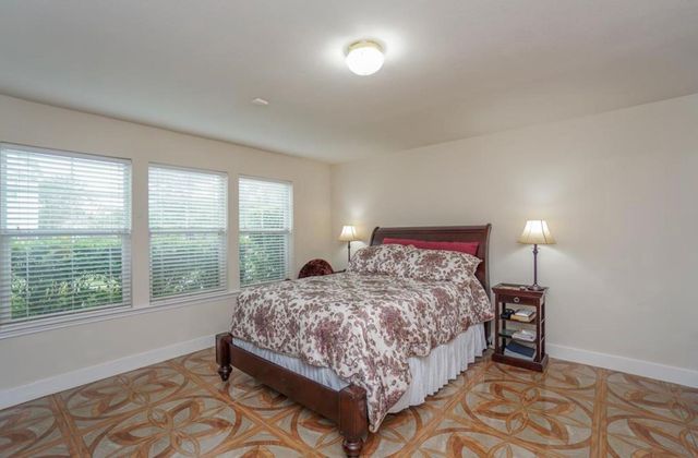 1546 Kew Garden Drive, Houston, TX 77047
