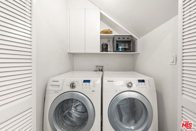 6626 Cahuenga Terrace, Los Angeles, CA 90068