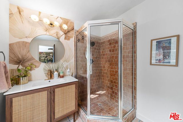 6626 Cahuenga Terrace, Los Angeles, CA 90068