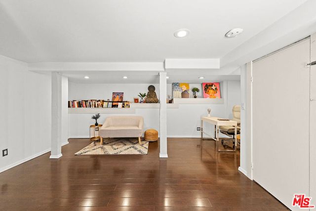 6626 Cahuenga Terrace, Los Angeles, CA 90068