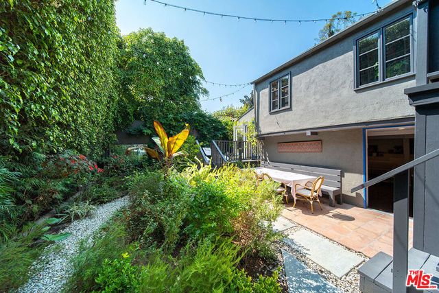 6626 Cahuenga Terrace, Los Angeles, CA 90068