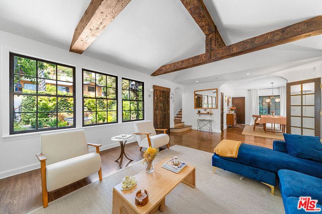 6626 Cahuenga Terrace, Los Angeles, CA 90068