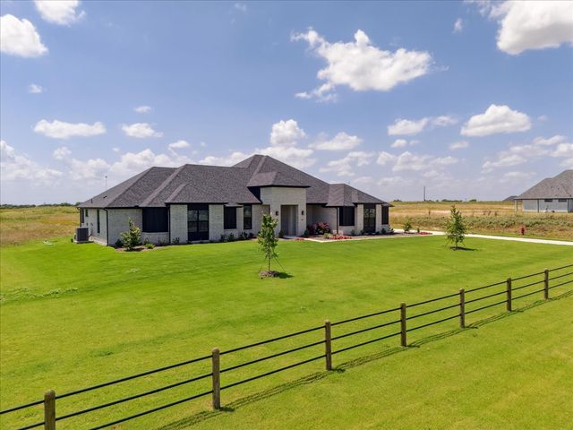 7481 County Road 1230, Godley, TX 76044