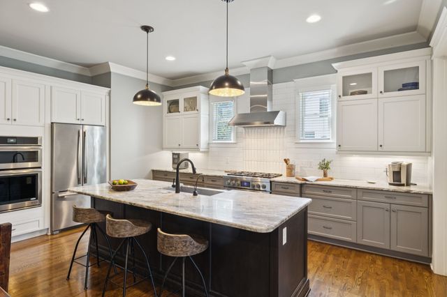 4127 General Bate Dr, Nashville, TN 37204