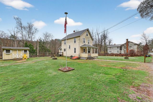 42 Phillipsport Road, Wurtsboro, NY 12790