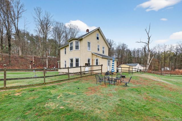 42 Phillipsport Road, Wurtsboro, NY 12790