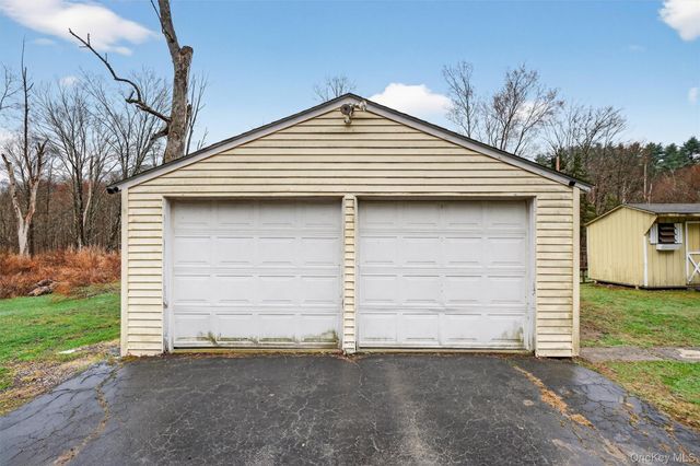 42 Phillipsport Road, Wurtsboro, NY 12790