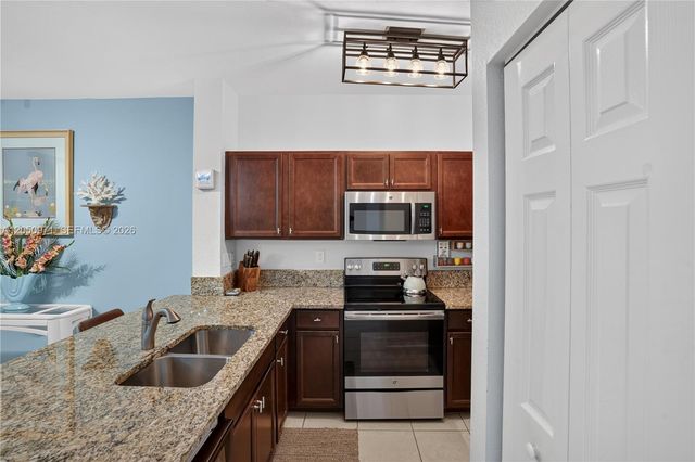112 SE 28th Terrace 26, Homestead, FL 33033