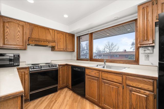 7120 N Audubon Dr, Spokane, WA 99208