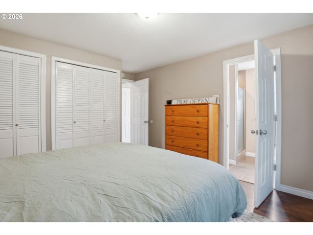 1155 Se 36TH St, Troutdale, OR 97060