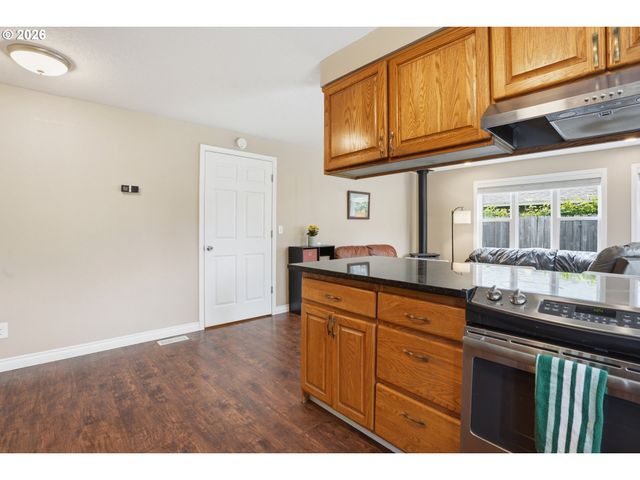 1155 Se 36TH St, Troutdale, OR 97060