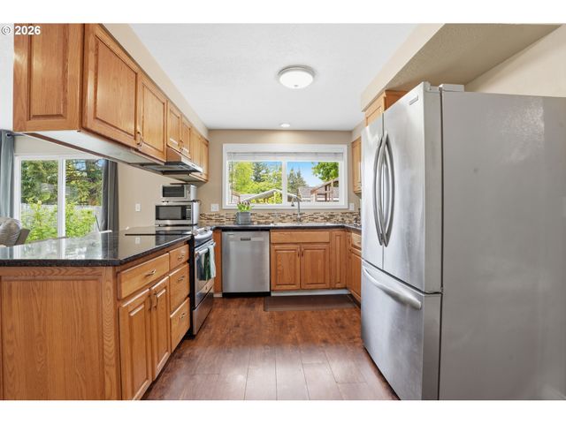 1155 Se 36TH St, Troutdale, OR 97060