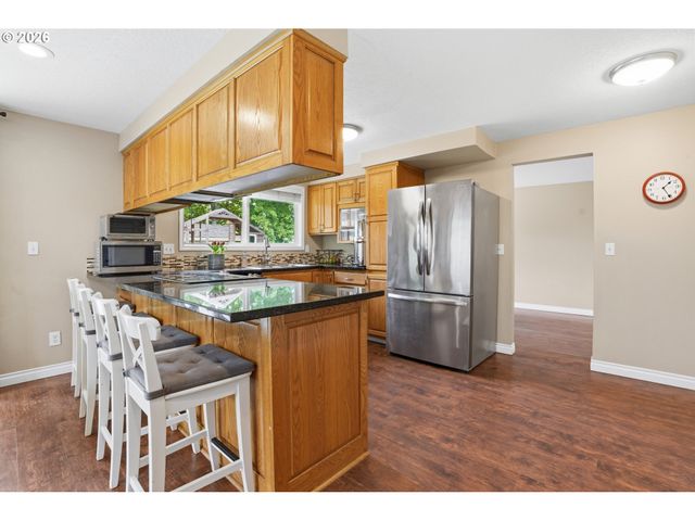 1155 Se 36TH St, Troutdale, OR 97060