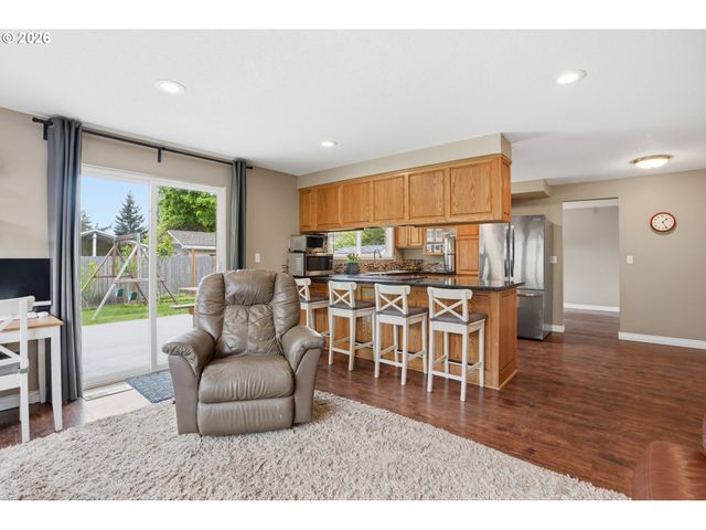 1155 Se 36TH St, Troutdale, OR 97060