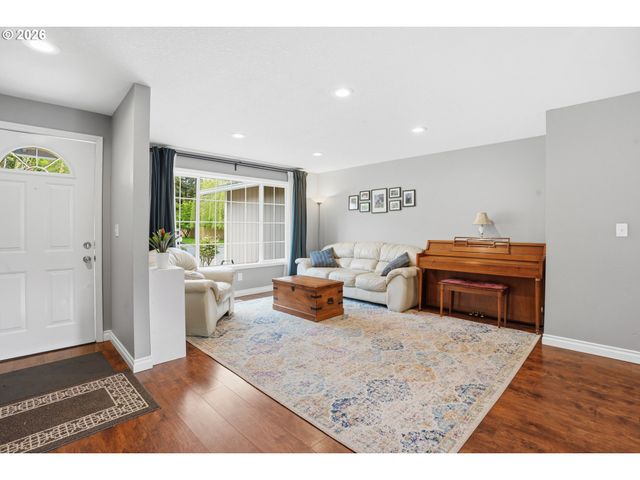 1155 Se 36TH St, Troutdale, OR 97060