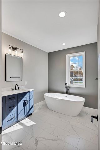 105 Diamond Place, Rotterdam, NY 12306