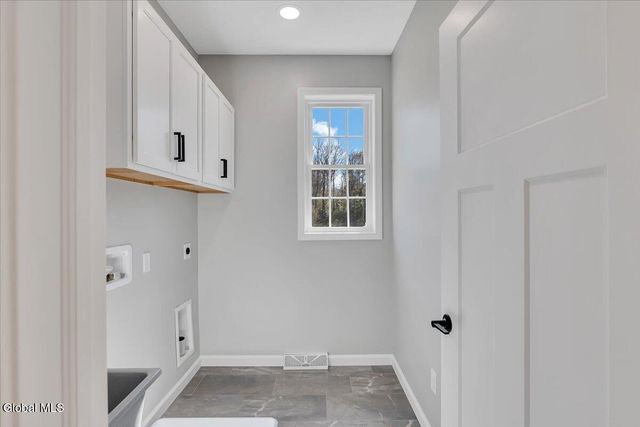 105 Diamond Place, Rotterdam, NY 12306