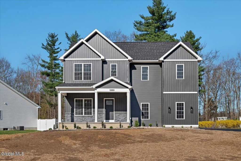 105 Diamond Place, Rotterdam, NY 12306