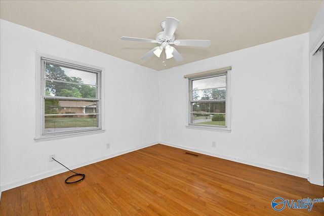 1119 Retlaw Street NW, Huntsville, AL 35816