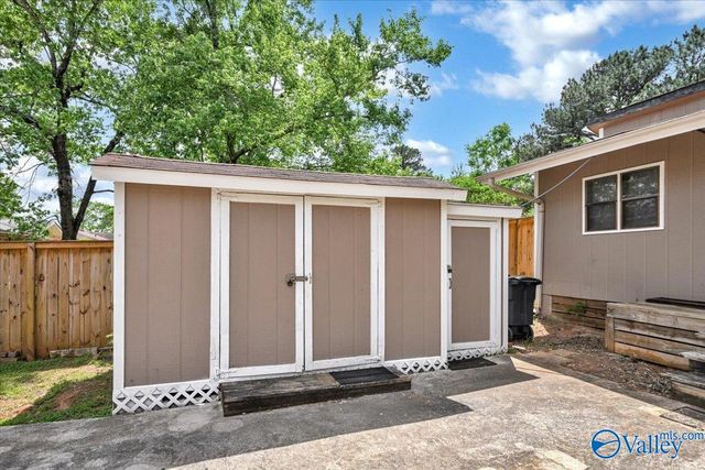1119 Retlaw Street NW, Huntsville, AL 35816