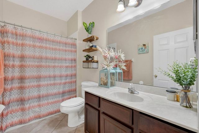 1237 Splendid Ravine Street, St Augustine, FL 32092