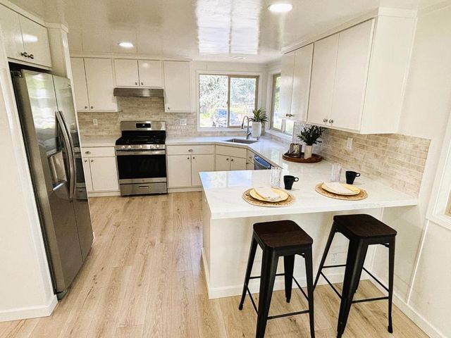 391 Millpond Drive, San Jose, CA 95125