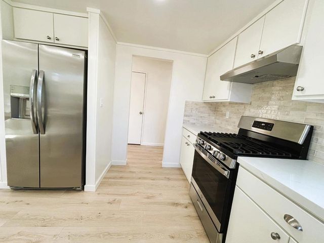 391 Millpond Drive, San Jose, CA 95125