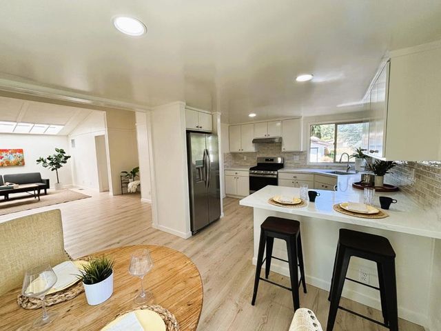 391 Millpond Drive, San Jose, CA 95125