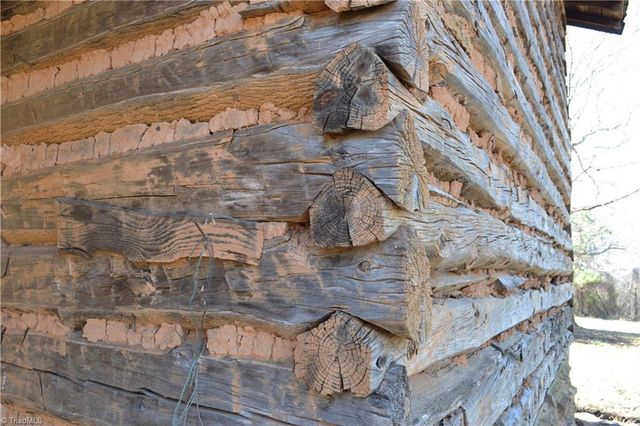 599 Nc Highway 770, Mayodan, NC 27027