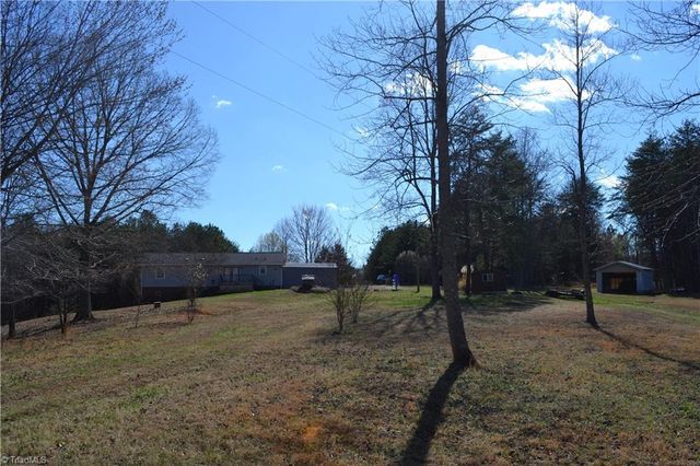599 Nc Highway 770, Mayodan, NC 27027
