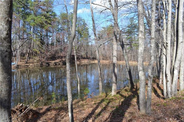 599 Nc Highway 770, Mayodan, NC 27027