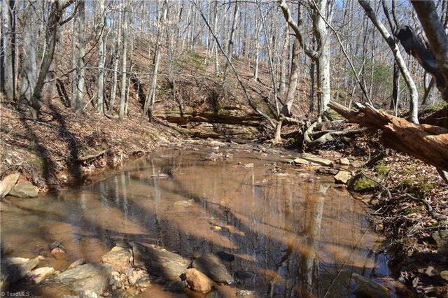 599 Nc Highway 770, Mayodan, NC 27027