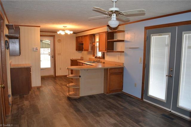 599 Nc Highway 770, Mayodan, NC 27027