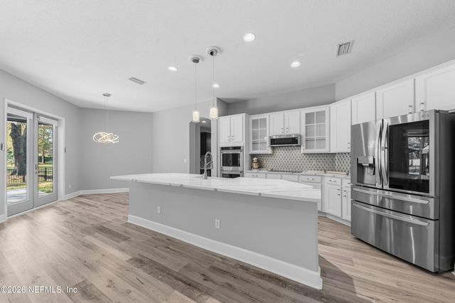 1123 GREEN PINE Circle, Orange Park, FL 32065