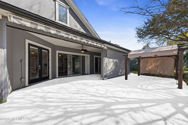 1123 GREEN PINE Circle, Orange Park, FL 32065