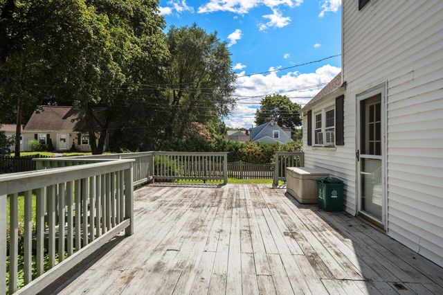 515 Lake Avenue, Worcester, MA 01604