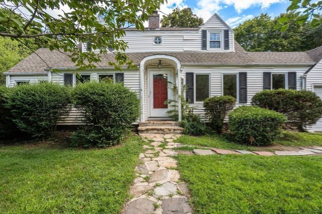 515 Lake Avenue, Worcester, MA 01604