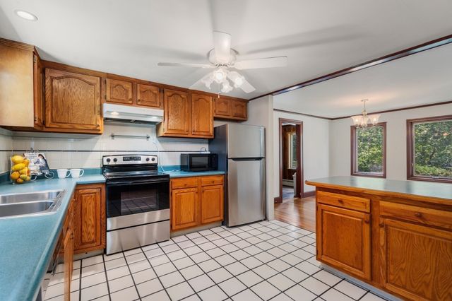 515 Lake Avenue, Worcester, MA 01604