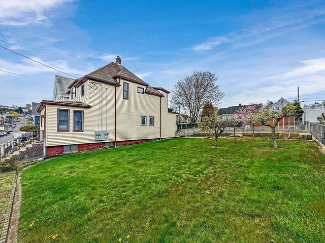 42 Genesee St, Revere, MA 02151